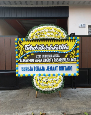 Papan Bunga Duka di Sungai Liuk